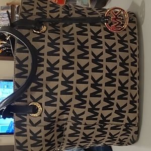 MK Purse